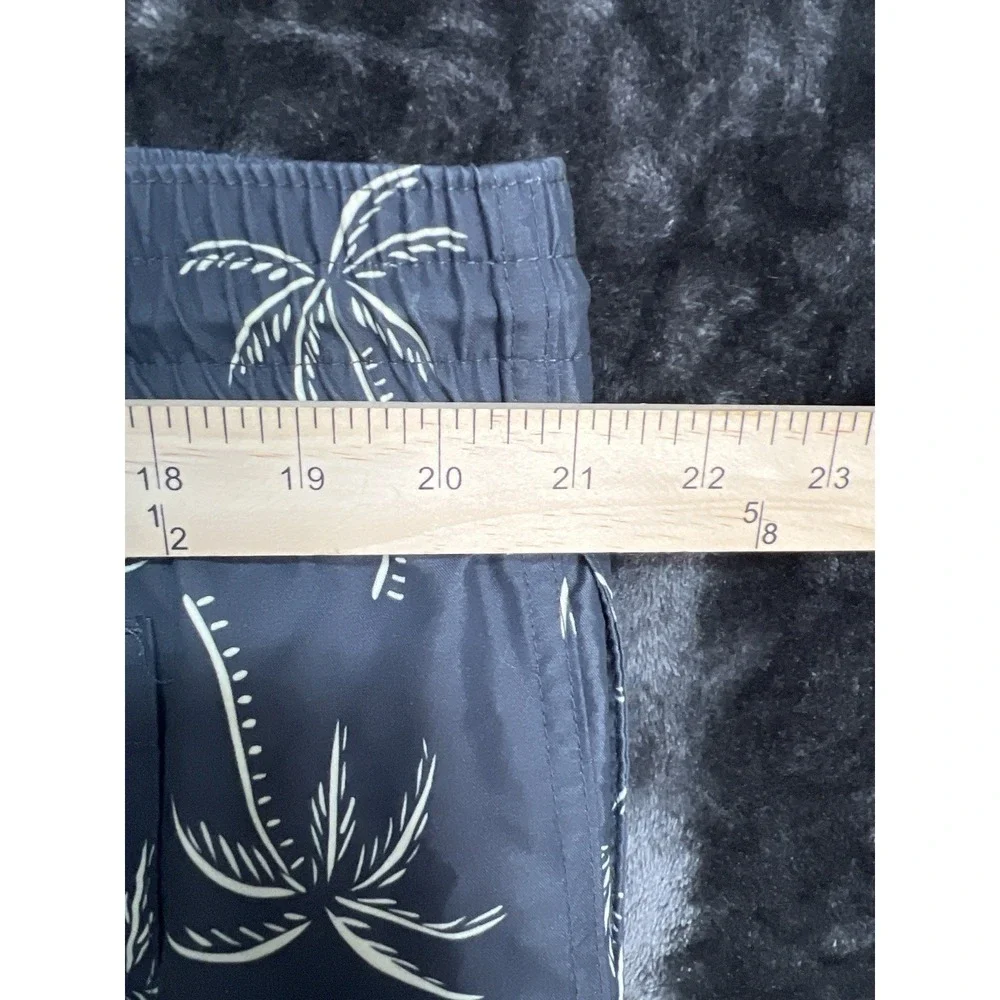 Old Navy Men's Size XL Palm Tree‎ Swim Trunks Gray Tropical Beach Board Shorts